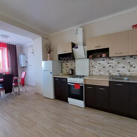 Новобудова Центр Apartment Lutsk Exterior photo
